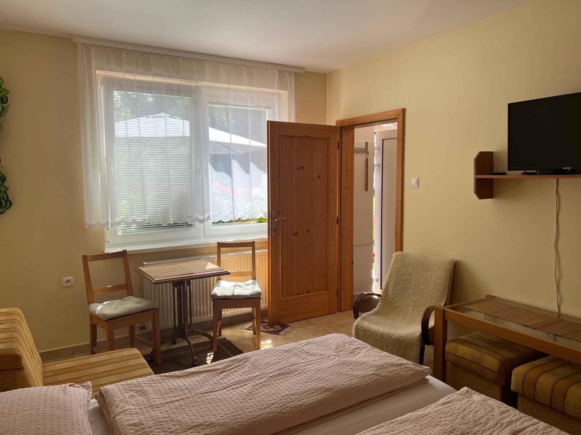 Apartament Privat Pekny Dvor Rajecké Teplice Zewnętrze zdjęcie