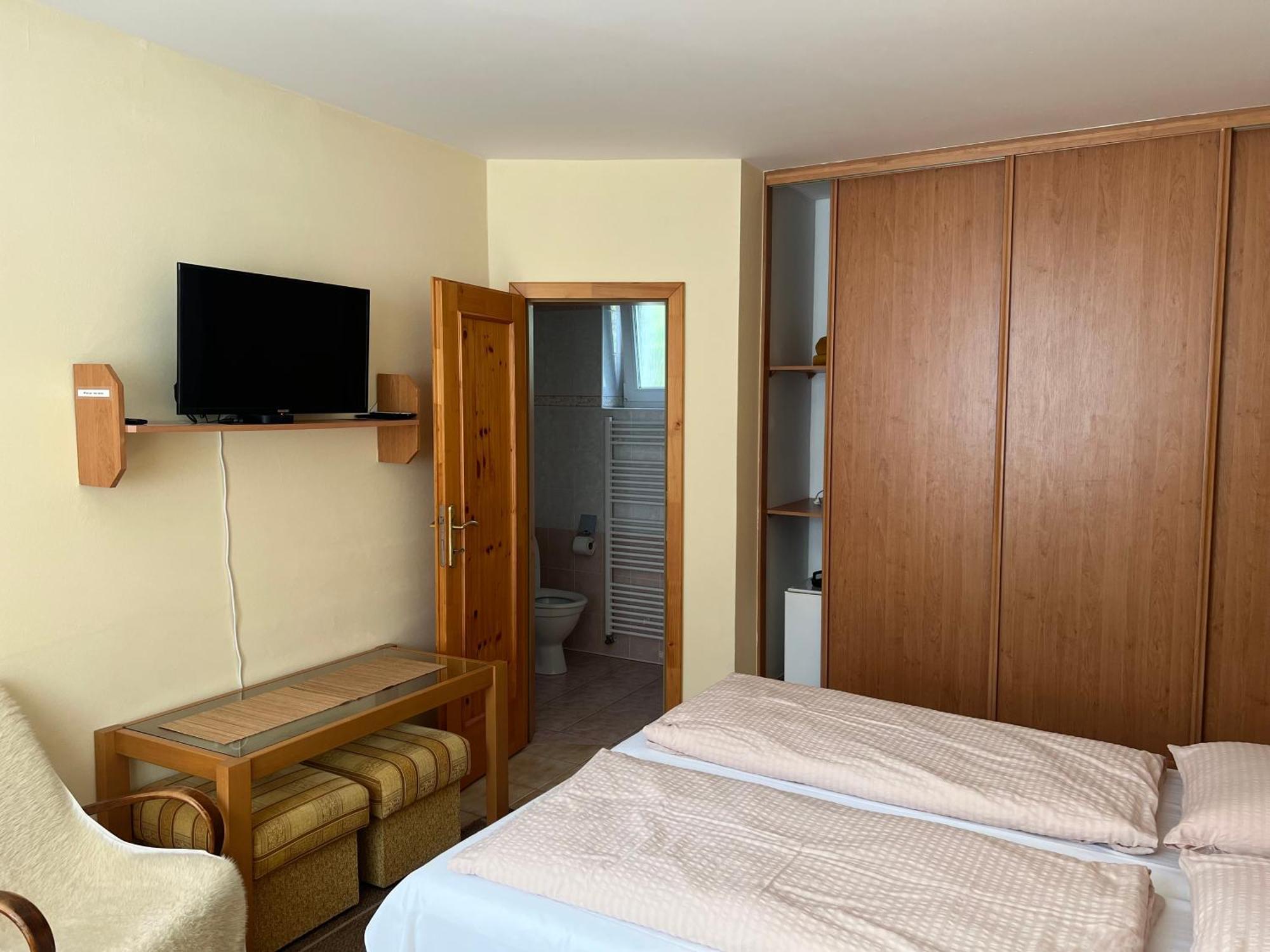 Apartament Privat Pekny Dvor Rajecké Teplice Zewnętrze zdjęcie